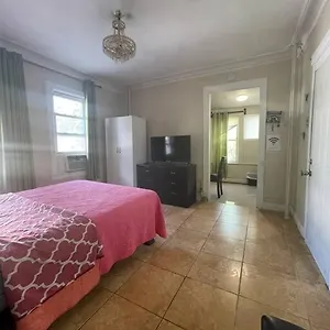 *private* 5 Minutes From Lga/ Us Open New York