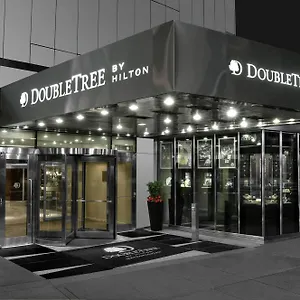 Doubletree By Hilton Metropolitan מלון